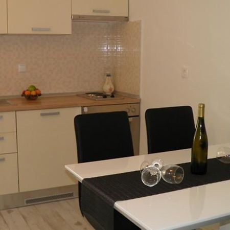 Apartment Leptir Podstrana Room photo